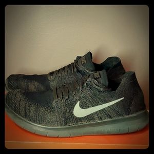 Nike Free RN Flyknit